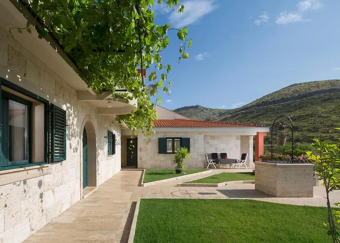 Isolated Five Star Luxury With Private Pool