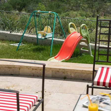 Isolated Five Star Luxury With Private Pool Holiday home