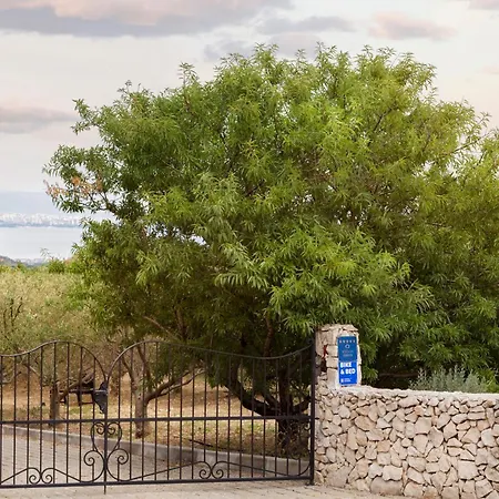 Isolated Five Star Luxury With Private Pool * Prgomet