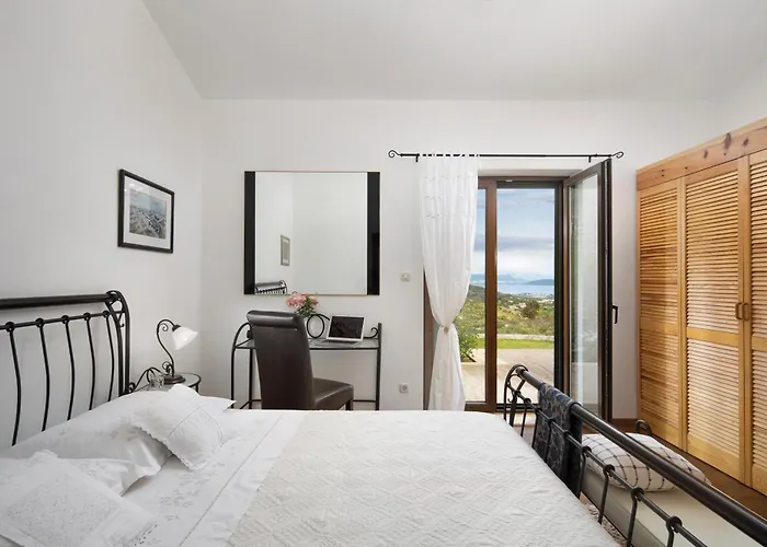 Isolated Five Star Luxury With Private Pool Prgomet